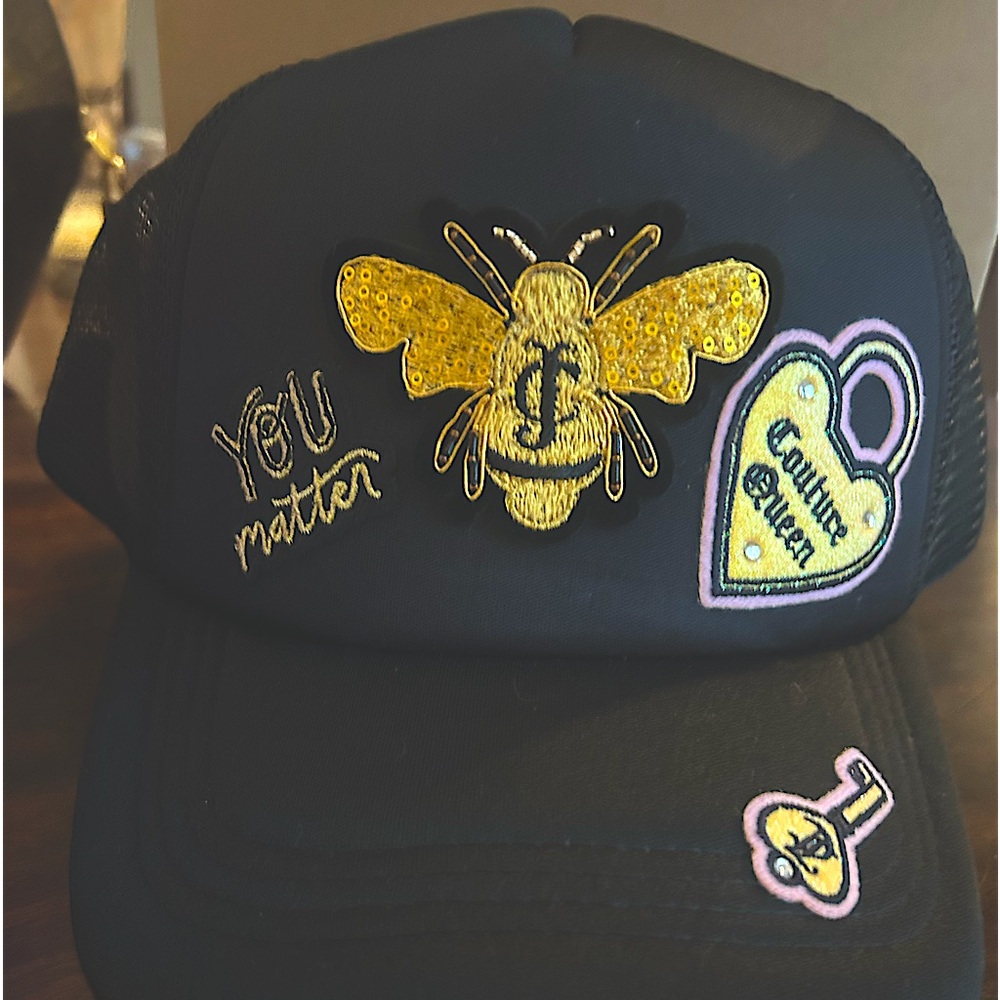 Queen bee trucker hat